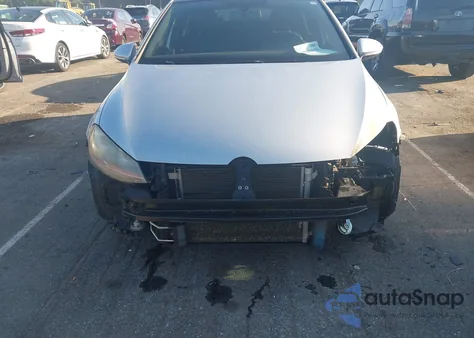 2015 Volkswagen Golf Gti 2.0T Se 4-Door z USA, uszkodzony, nr VIN 3VW4T7AU4FM009905